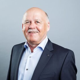 Peter Neuhaus - VR-Präsident / Geschäftsführer / Verkauf